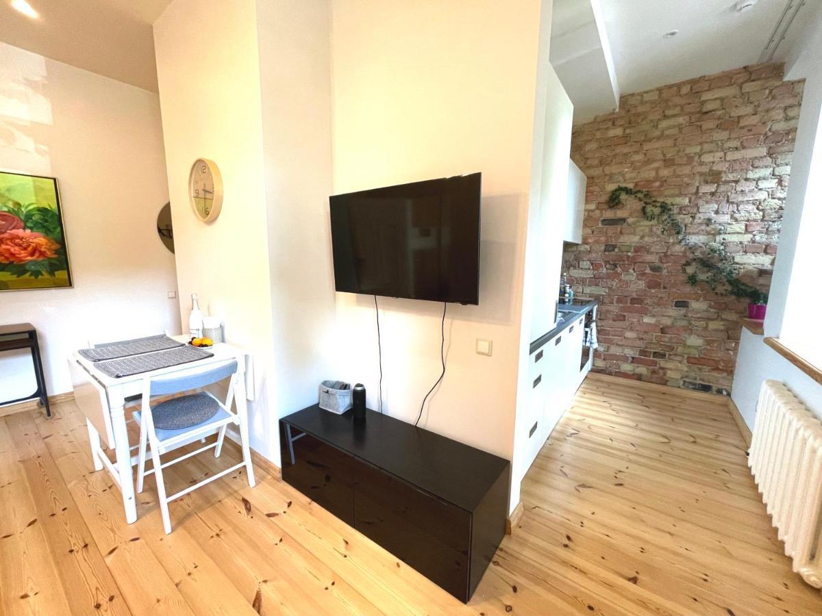 Cozy Home Matisa Apartment, Free Parking, Self Check-In Riga Exterior photo