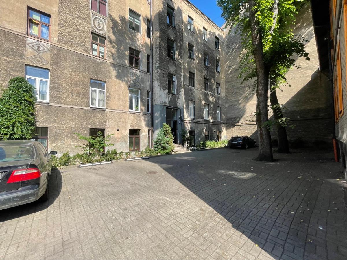 Cozy Home Matisa Apartment, Free Parking, Self Check-In Riga Exterior photo